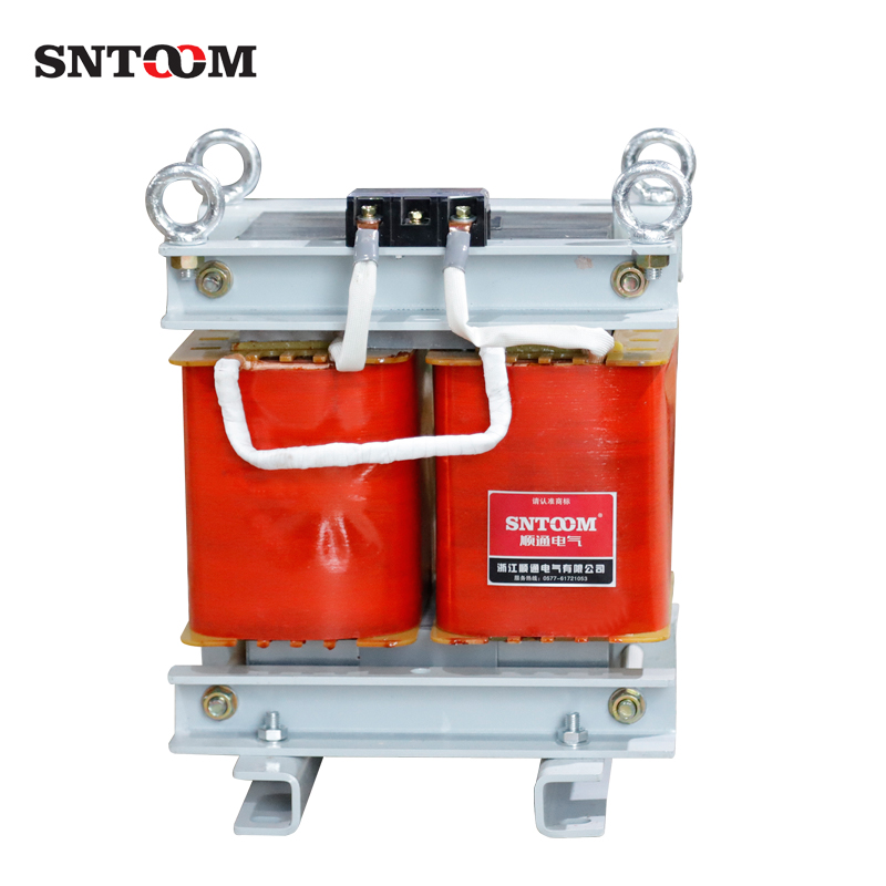 Стоит ли включать нагрузку на изолирующий трансформатор?